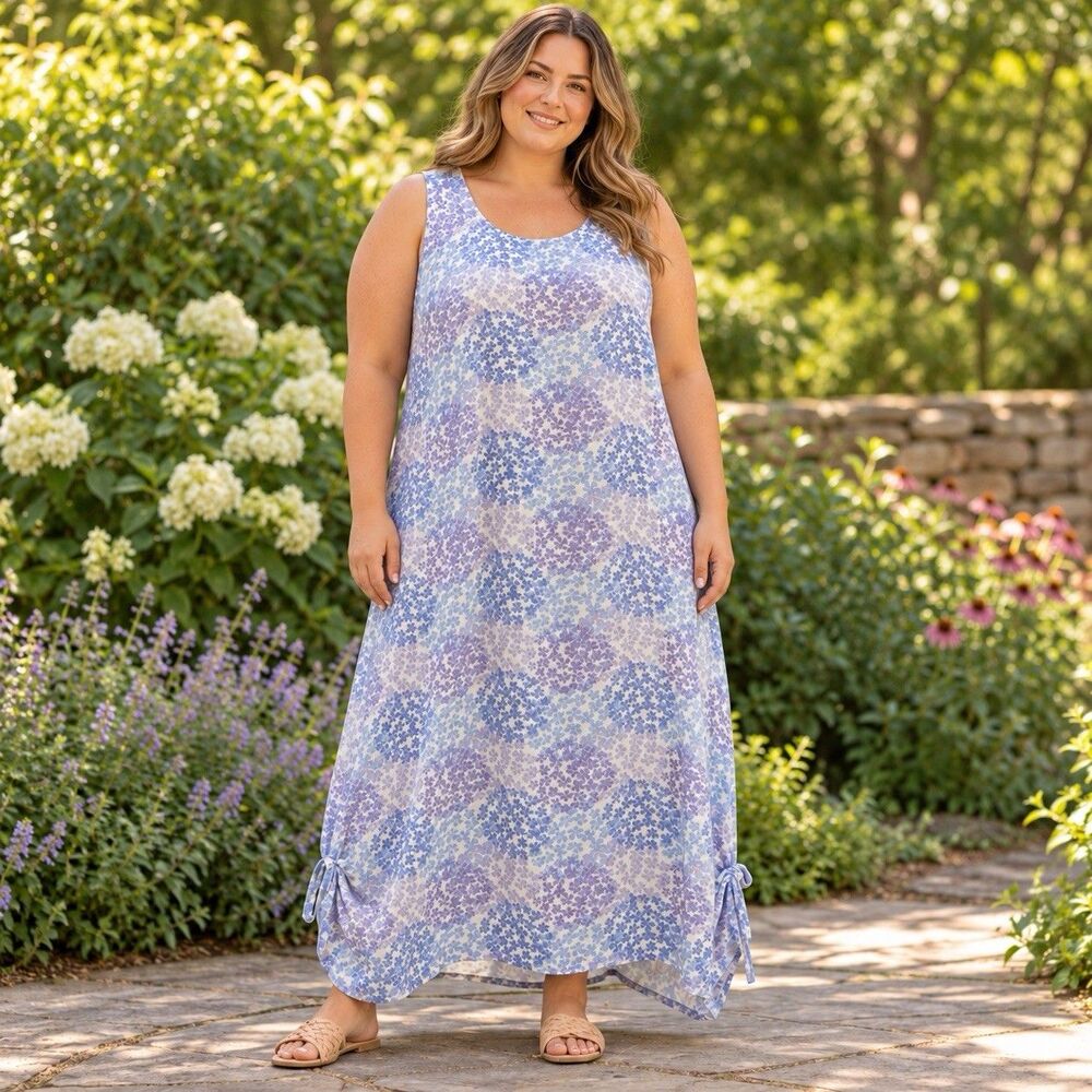 King Universal Women’s 2XL Blue White Floral Round Neck Sleeveless Maxi Rayon